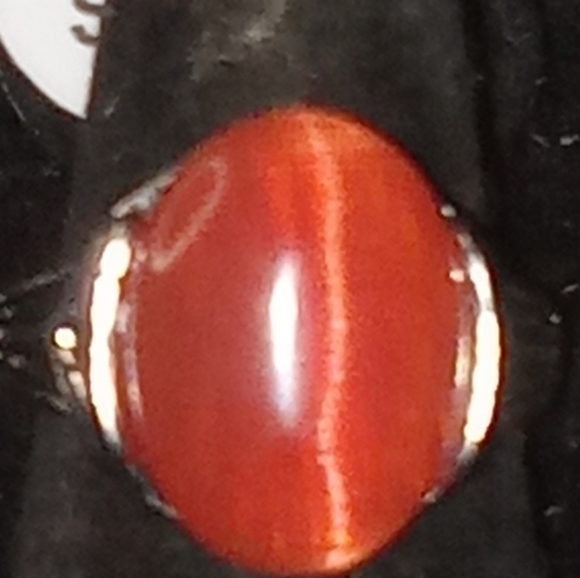 BLOWOUT Ladies Beautiful ORANGE Cat's-eye Stone Ring SZ 8 - Picture 2 of 4
